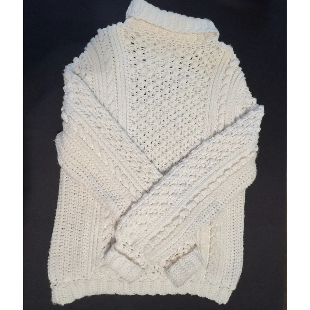 Knit Hand Made Ivory Beige Cream Cable Knit Fisherman Turtle Neck SWEATER Medium
